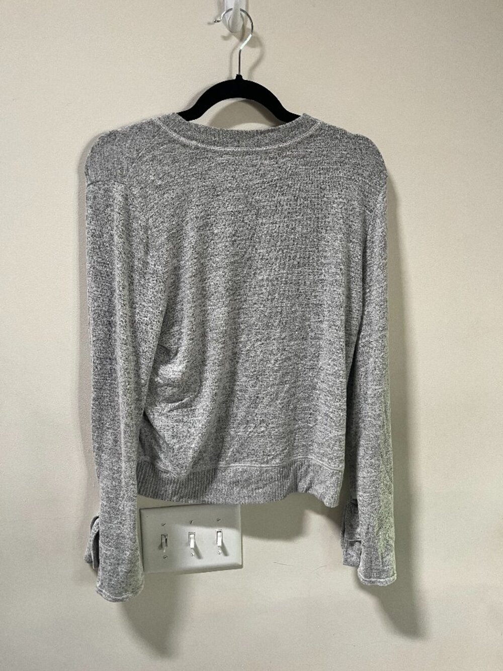 Abercrombie and Fitch XS Gray Sweater